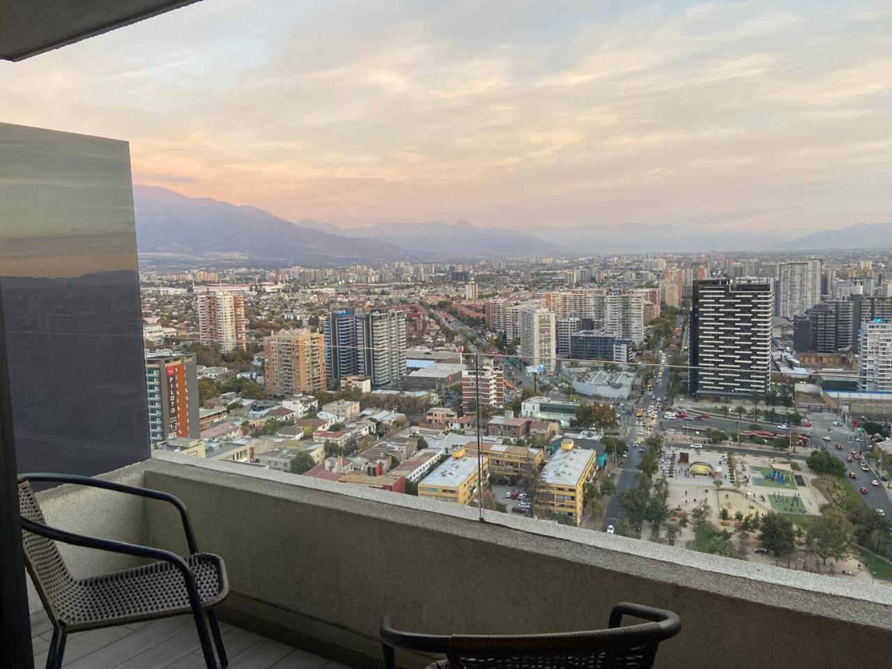 Hermosos Dptos Cercanos A Metro Y Centros Comerciales Santiago du Chili Extérieur photo